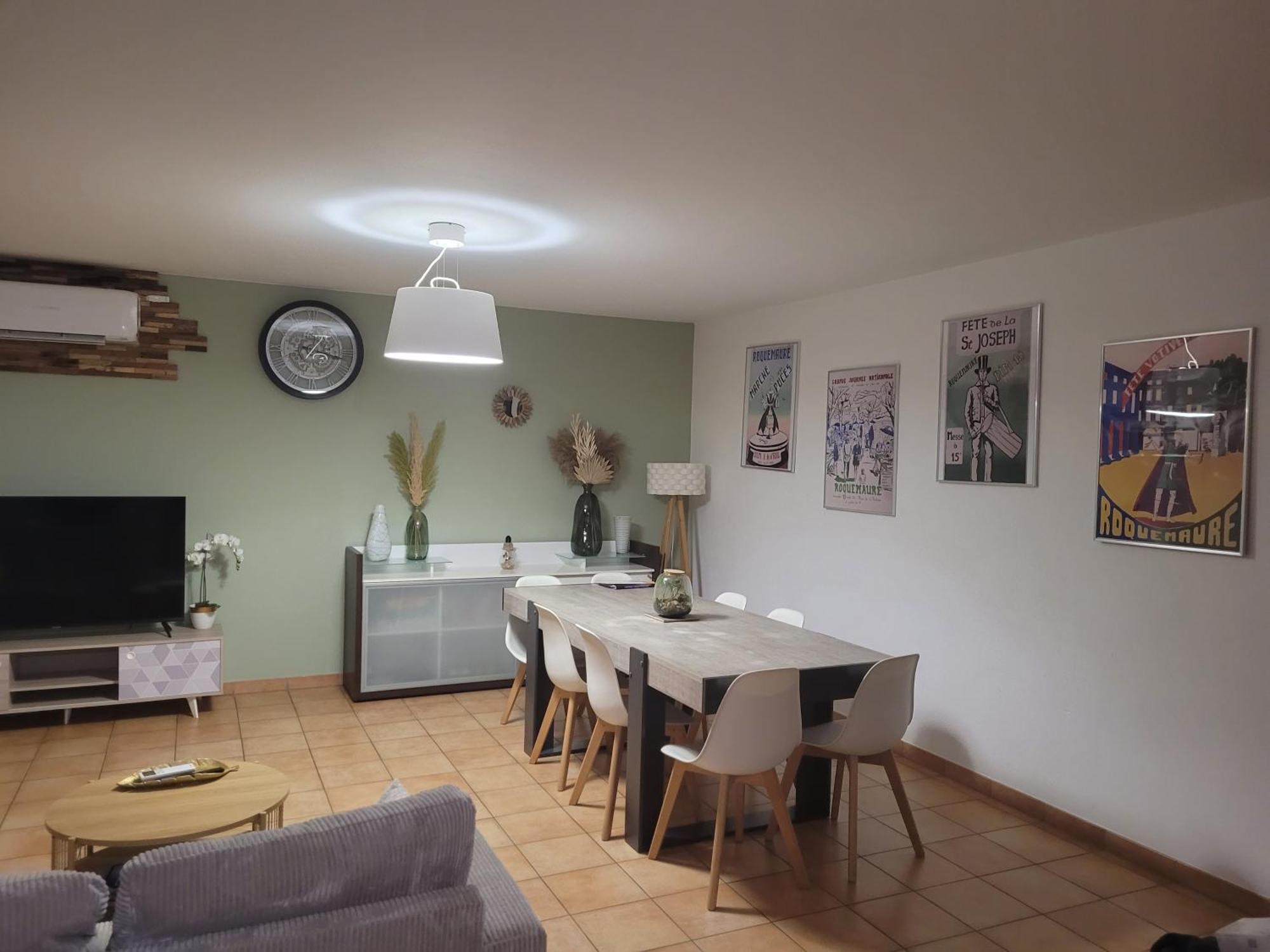 Maison Individuelle 90M2 Avec Veranda Et Piscine Roquemaure  Exterior foto